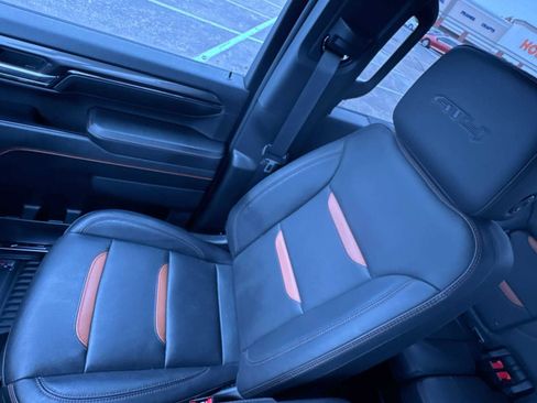 Used 2024 GMC Sierra 2500 AT4 w/ AT4 Preferred Package image 32