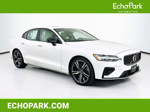 Used 2022 Volvo S60 T8 R-Design Expression w/ Premium Package image 1