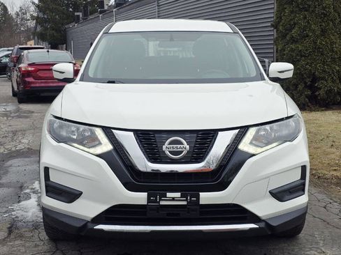 Used 2017 Nissan Rogue S image 9