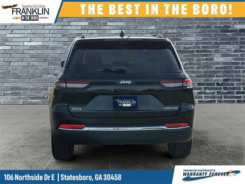 Used 2023 Jeep Grand Cherokee Limited w/ Luxury Tech Group II image 4