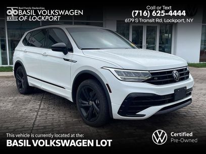 Used 2024 Volkswagen Tiguan SE R-Line