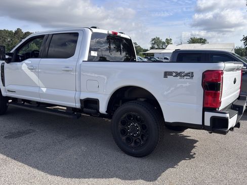 New 2026 Ford F250 Lariat w/ Black Appearance Package AWD/4WD image 5