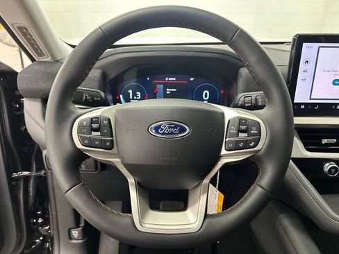 New 2026 Ford Explorer Active image 18
