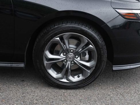 Used 2023 Honda Accord EX image 10