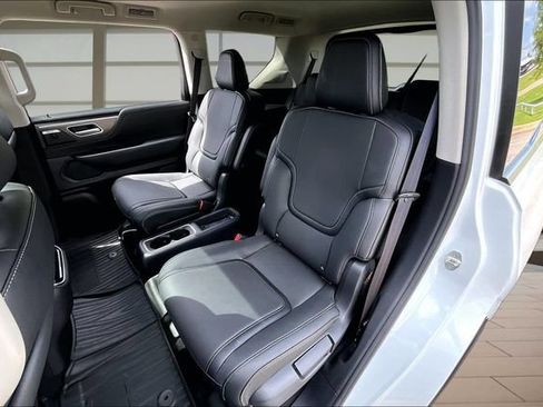 Used 2026 INFINITI QX80 Pure w/ Cargo Package RWD image 25