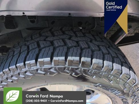 Certified 2022 Ford F150 Platinum w/ FX4 Off-Road Package AWD/4WD image 32