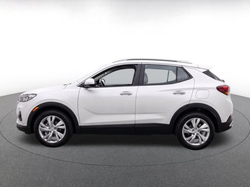 Used 2025 Buick Encore GX Preferred AWD/4WD image 4