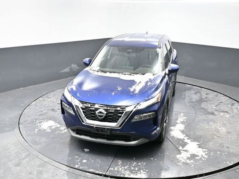 Used 2023 Nissan Rogue SV image 18