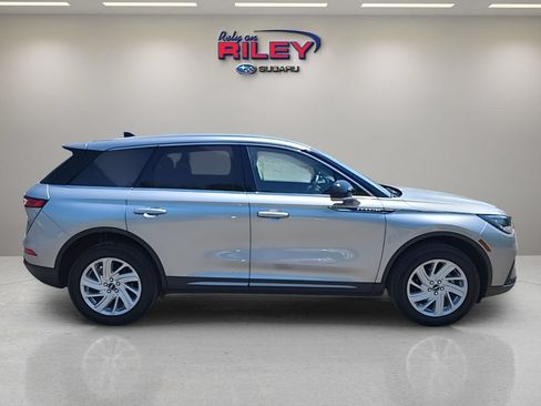 Used 2023 Lincoln Corsair AWD image 7