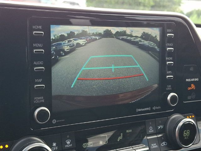 Certified 2022 Toyota Highlander XLE AWD/4WD image 19