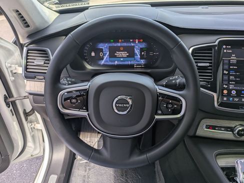 Used 2023 Volvo XC90 T8 Ultimate w/ Lounge Package AWD/4WD image 17