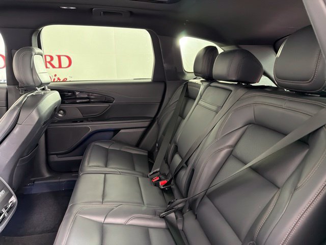 Used 2024 Lincoln Nautilus Premier w/ Equipment Group 102A AWD/4WD image 29