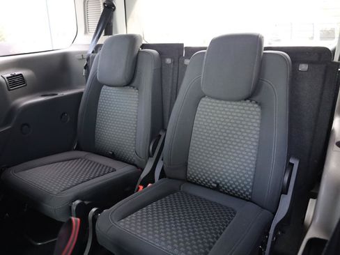 Used 2020 Ford Transit Connect XLT w/ Trailer Tow Package FWD image 15