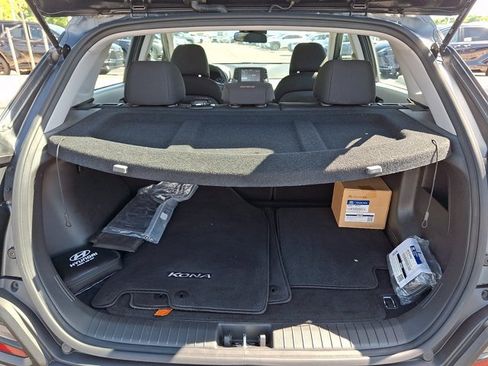 Used 2021 Hyundai Kona SE w/ Cargo Package AWD/4WD image 28