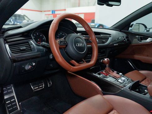 Used 2016 Audi RS 7 Prestige w/ RS 7 Dynamic Package AWD/4WD image 19