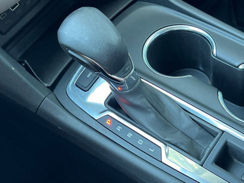 Used 2023 Chevrolet Equinox LT image 21