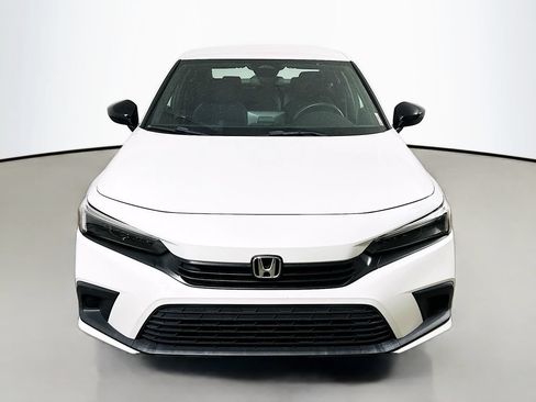 Used 2024 Honda Civic Sport image 2