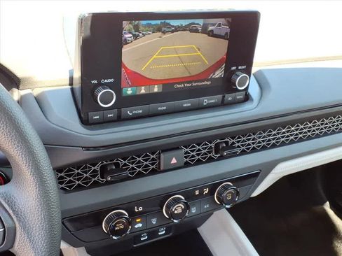 Used 2023 Honda Accord LX image 21