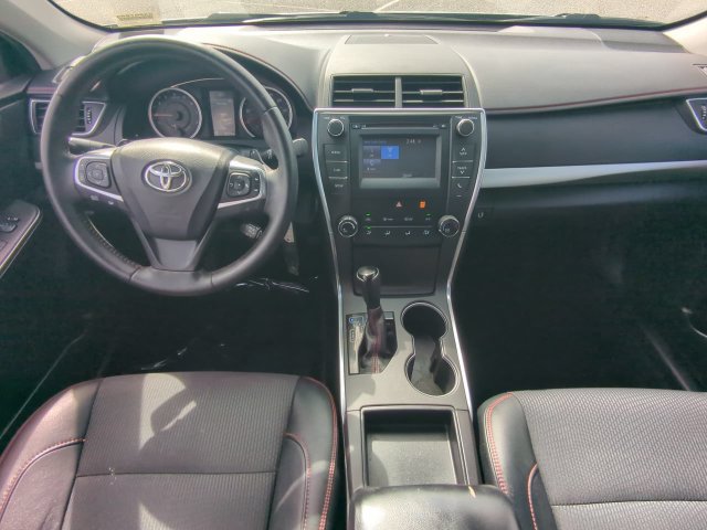 Used 2017 Toyota Camry SE FWD image 16