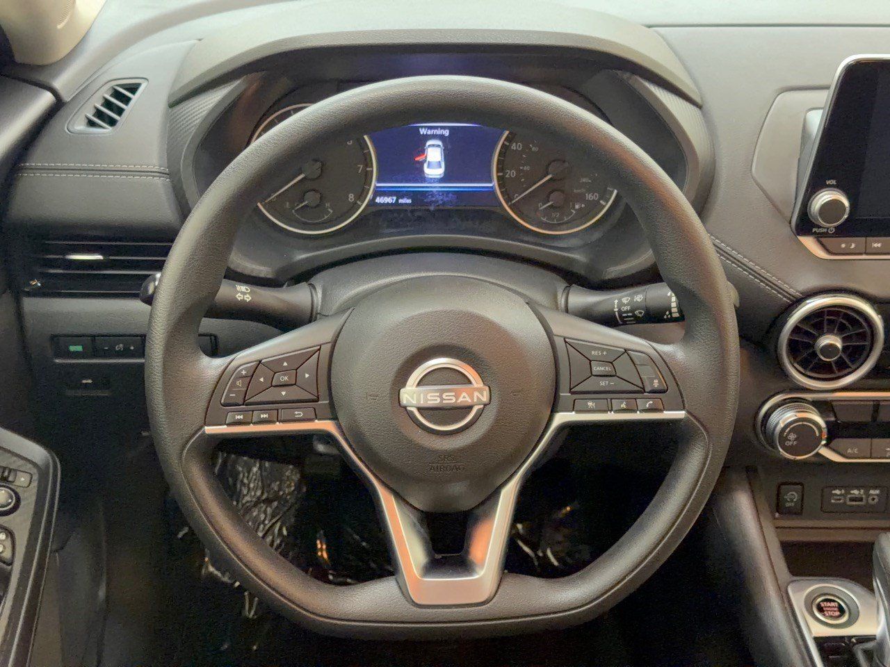 Used 2025 Nissan Sentra SV FWD image 10
