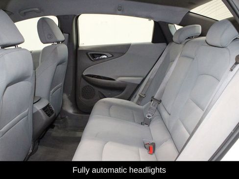 Used 2022 Chevrolet Malibu LT image 11