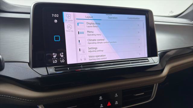 Used 2024 Volkswagen Atlas Cross Sport SE FWD image 32