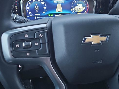 Used 2024 Chevrolet Silverado 2500 LT image 21