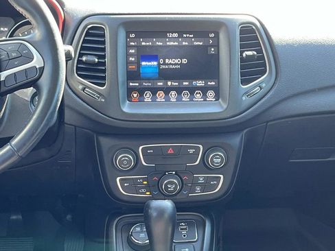 Used 2019 Jeep Compass Trailhawk image 15