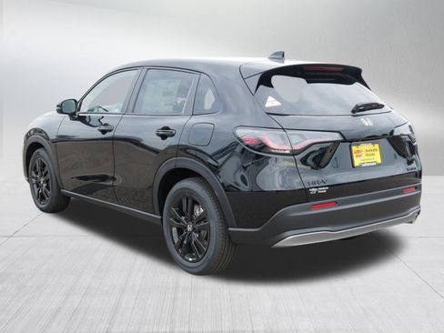 New 2027 Honda HR-V Sport image 3