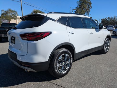 Used 2023 Chevrolet Blazer LT w/ Convenience Package image 4