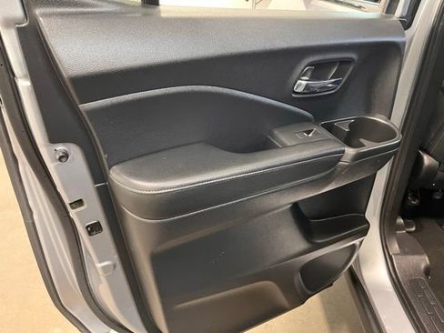 Used 2019 Honda Ridgeline Sport image 18