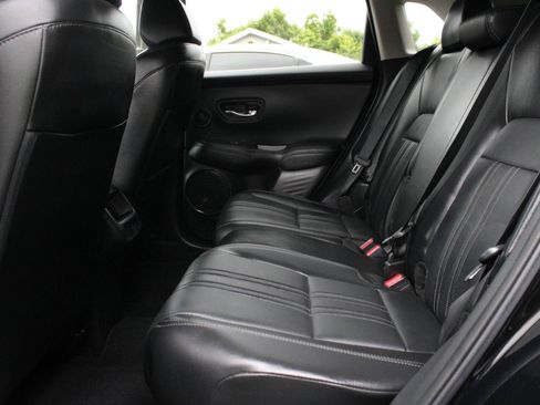 Used 2025 Honda HR-V EX-L image 18