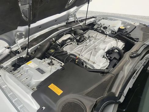 Used 2010 Jaguar XKR R RWD image 43