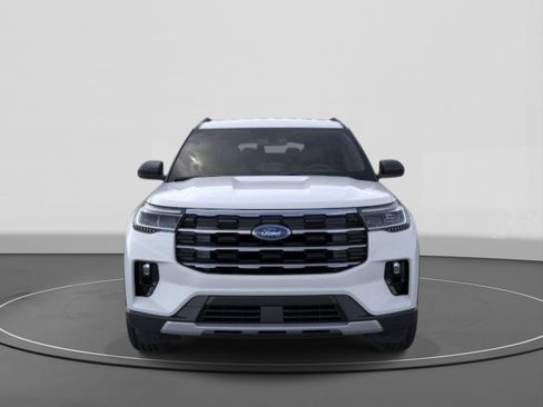 New 2026 Ford Explorer Active w/ Active Comfort Package RWD image 6
