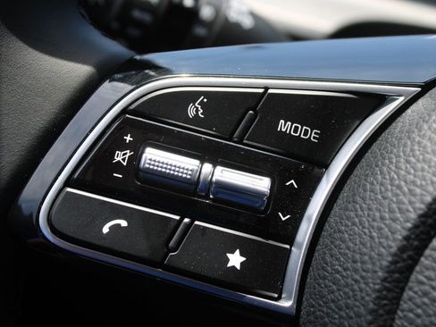 New 2026 Kia Seltos S FWD image 24