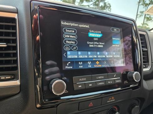 Used 2022 Nissan Frontier SV AWD/4WD image 25