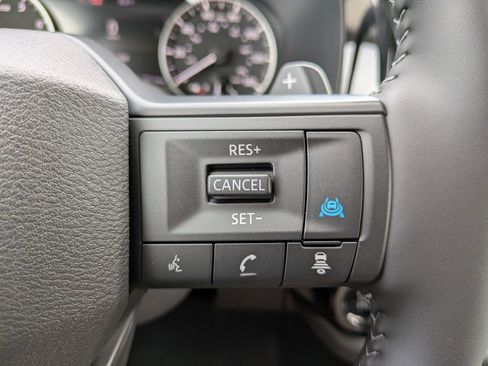 New 2026 Nissan Pathfinder SV w/ SV Premium Package FWD image 26