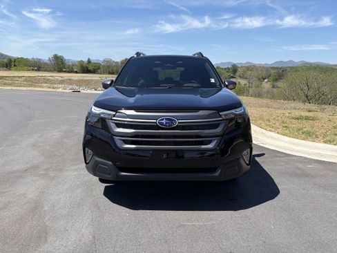 New 2026 Subaru Forester Premium image 2