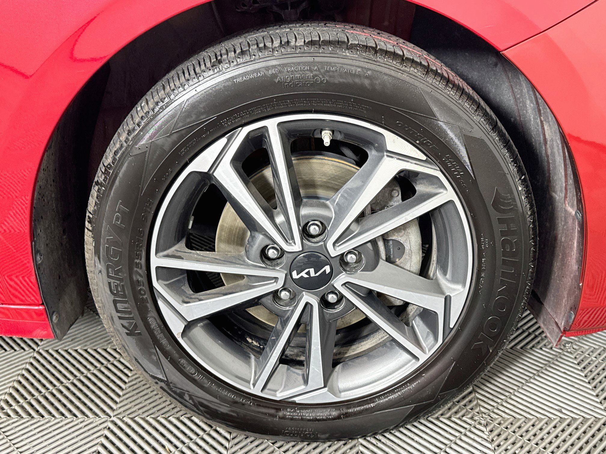 Used 2022 Kia Forte LXS FWD image 29