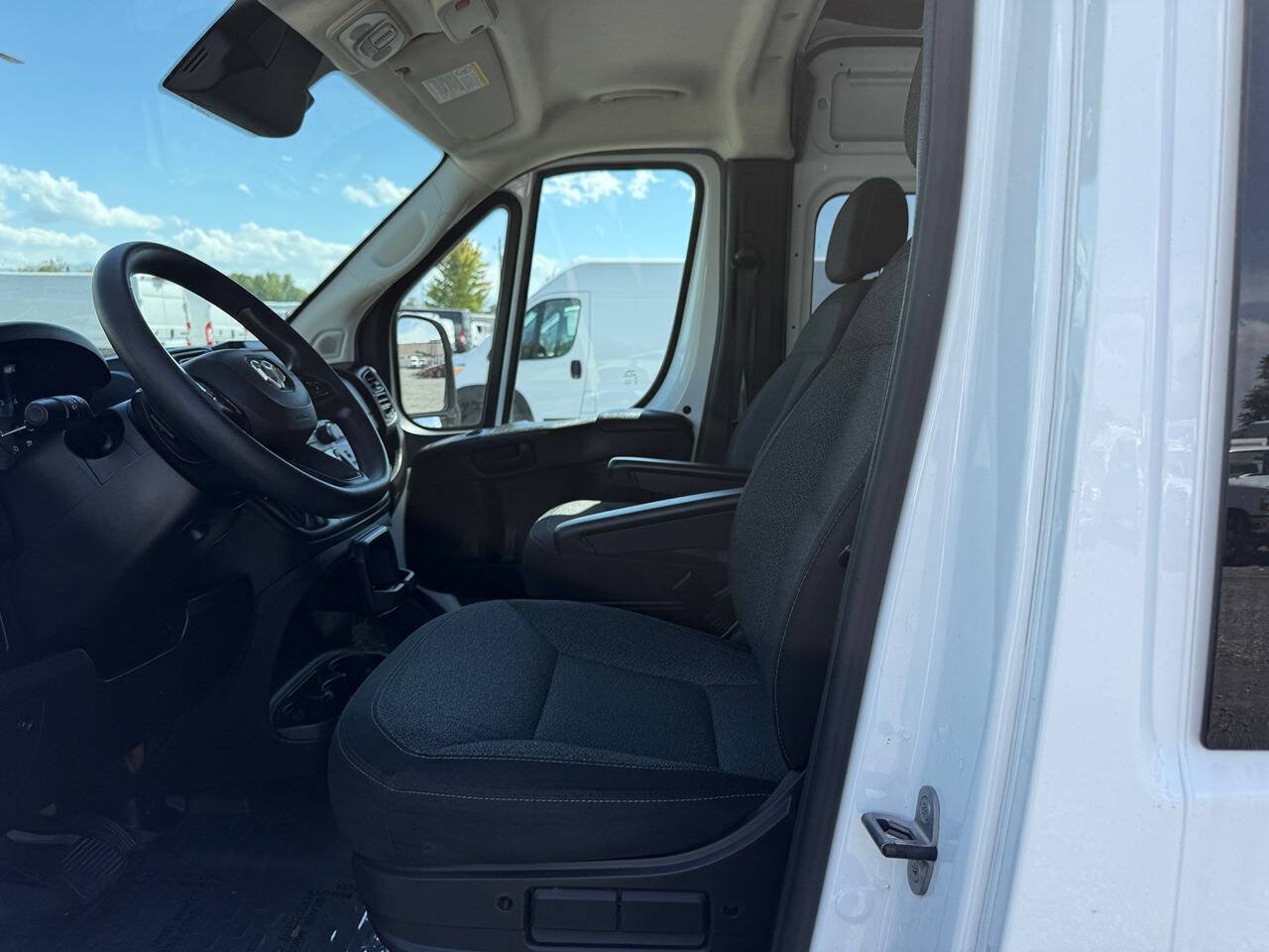 Used 2023 RAM ProMaster 3500 FWD image 14