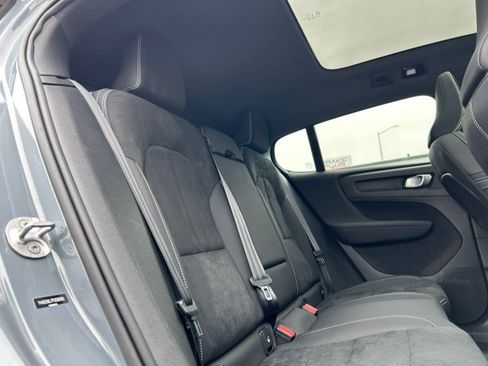 Used 2023 Volvo C40 P8 Recharge Plus w/ Climate Package AWD/4WD image 43