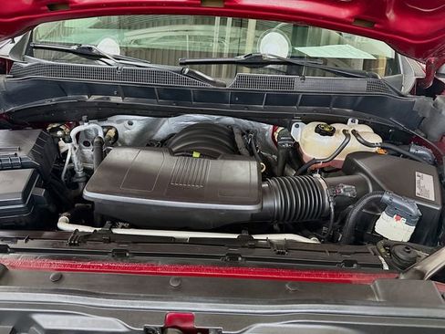 Used 2019 Chevrolet Silverado 1500 Custom w/ Custom Value Package AWD/4WD image 29