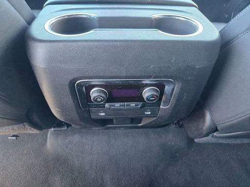 Used 2024 Chevrolet Tahoe LT AWD/4WD image 10