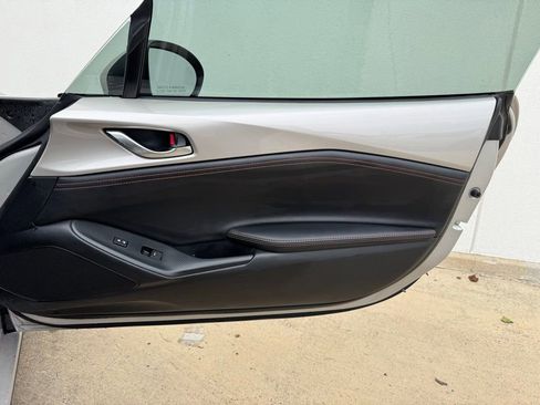 Used 2023 MAZDA MX-5 Miata Grand Touring RWD image 15