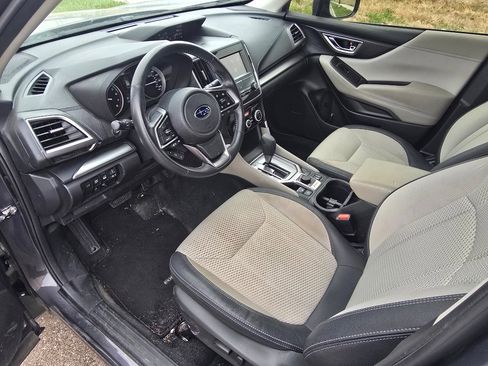 Used 2024 Subaru Forester Premium image 27