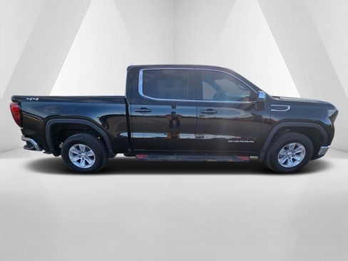 Used 2024 GMC Sierra 1500 SLE image 8