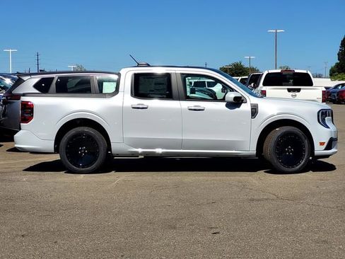 New 2026 Ford Maverick Lobo image 3
