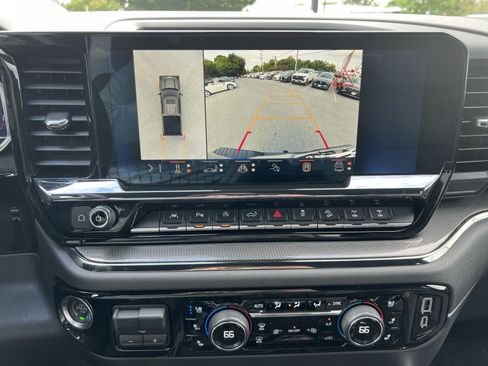 Used 2024 Chevrolet Silverado 1500 ZR2 w/ Technology Package AWD/4WD image 19
