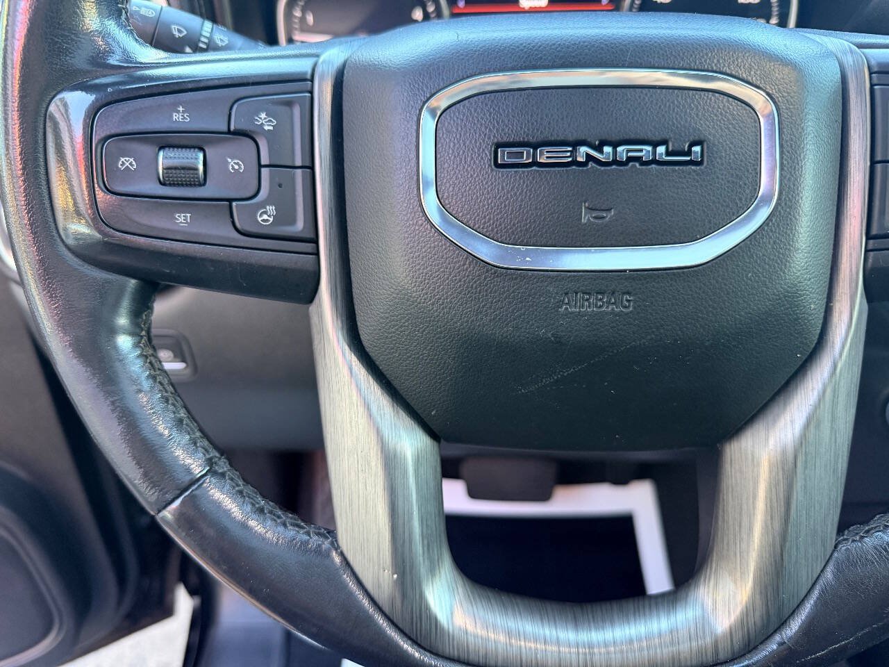 Used 2020 GMC Sierra 2500 Denali w/ Denali Ultimate Package AWD/4WD image 27