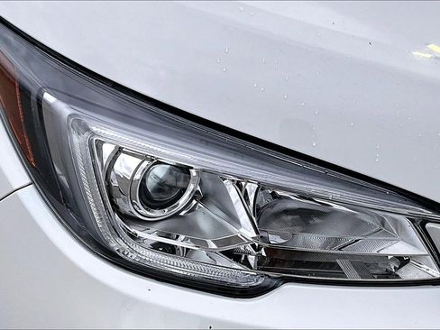 Used 2020 Subaru Ascent Premium w/ Convenience Package image 32